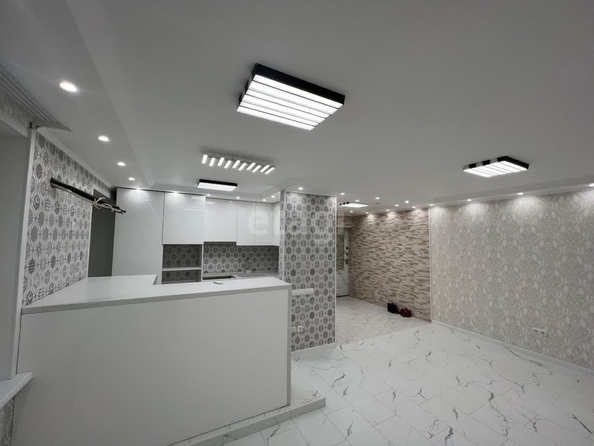 
  Продается 3-комн. квартира, 60.6 м², Ключ-Камышенское Плато ул, д. 6
. Фото 3.