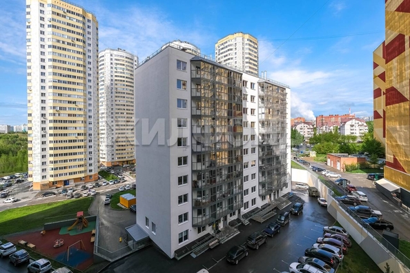 
  Продается 2-комн. квартира, 70 м², Вилюйская ул, д. 1
. Фото 17.
