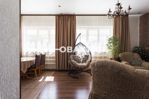 
   Продам коттедж, 244.6 м², Новосибирск

. Фото 8.