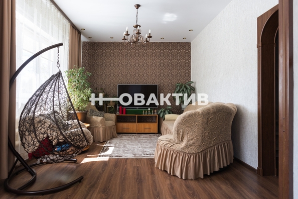 
   Продам коттедж, 244.6 м², Новосибирск

. Фото 9.