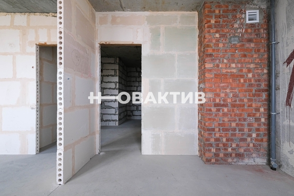 
   Продам 2-комнатную, 55.3 м², Галущака ул, 15

. Фото 21.