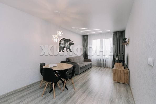 
   Продам 2-комнатную, 45 м², 3-й микрорайон, 15/1

. Фото 4.