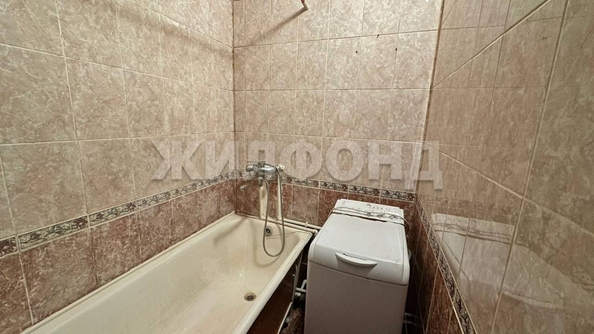 
   Продам 3-комнатную, 47.7 м², Есенина ул, 20

. Фото 7.