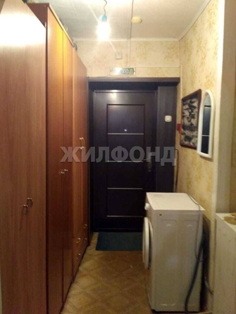 
   Продам секционку, 11.5 м², Лазарева ул, 31а

. Фото 3.