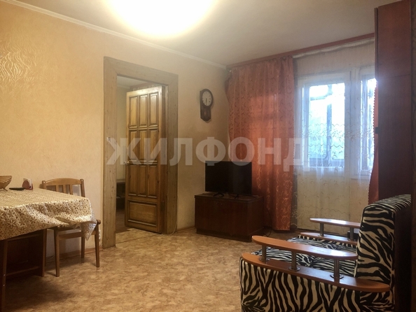 
  Сдам в аренду 2-комнатную квартиру, 44 м², Новосибирск

. Фото 1.