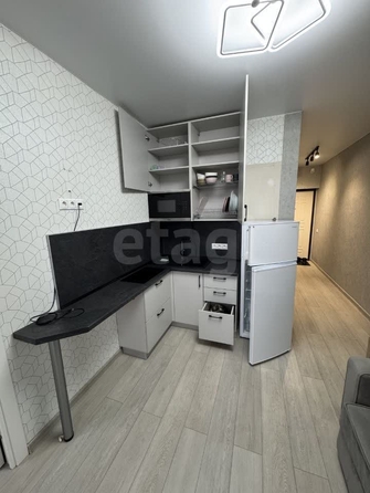 
  Сдам в аренду 1-комнатную квартиру, 24.2 м², Новосибирск

. Фото 1.