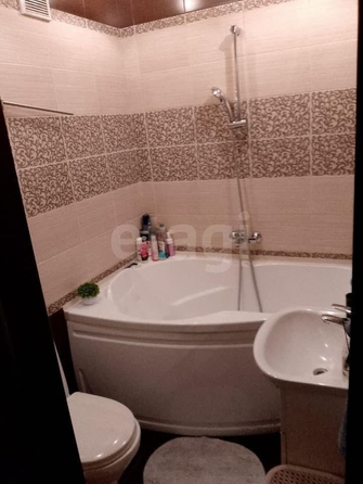 
  Сдам в аренду 2-комнатную квартиру, 45 м², Новосибирск

. Фото 5.