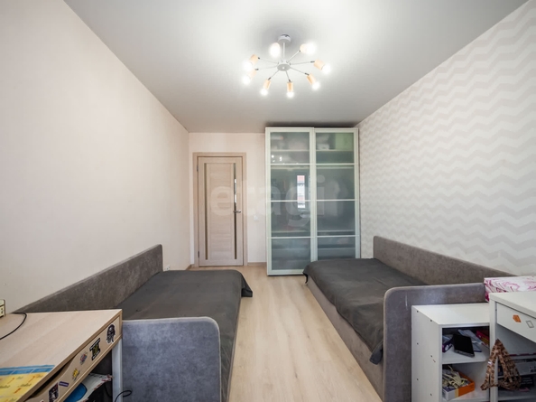 
   Продам 3-комнатную, 79.3 м², Большевистская ул, 122

. Фото 20.