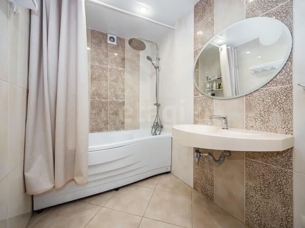 
   Продам 3-комнатную, 79.3 м², Большевистская ул, 122

. Фото 33.