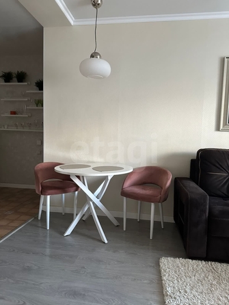 
   Продам 2-комнатную, 48 м², Выборная ул, 99/7

. Фото 1.