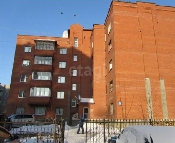 
   Продам 2-комнатную, 72.5 м², Ломоносова ул, 68

. Фото 25.
