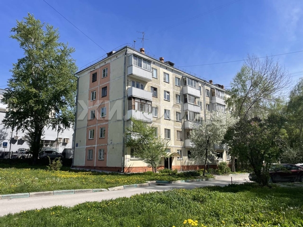 
   Продам 2-комнатную, 42.9 м², Сибиряков-Гвардейцев ул, 17

. Фото 17.