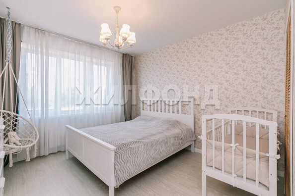 
   Продам 3-комнатную, 74.1 м², Приморская ул, 10/1

. Фото 2.