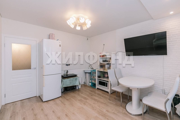 
   Продам 3-комнатную, 74.1 м², Приморская ул, 10/1

. Фото 9.