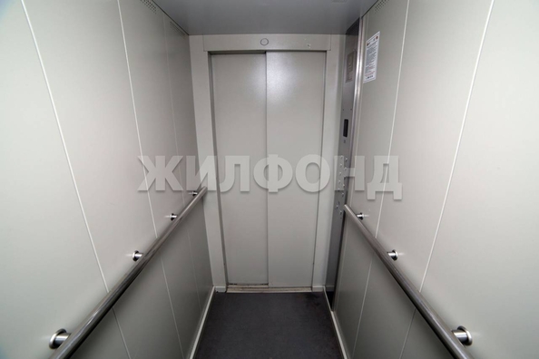 
   Продам 3-комнатную, 76.9 м², Петухова ул, 14/5

. Фото 27.