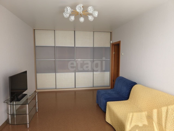 
  Сдается 1-комн. квартира, 41 м², Блюхера ул, д. 61/1
. Фото 3.