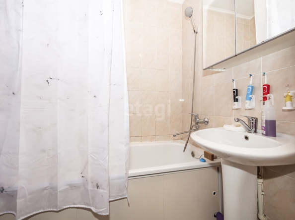 
   Продам 2-комнатную, 56.5 м², Мясниковой ул, 24/2

. Фото 12.