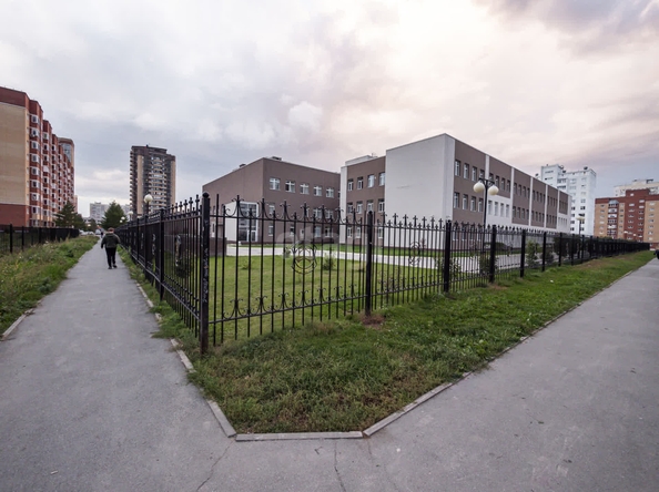 
   Продам 2-комнатную, 56.5 м², Мясниковой ул, 24/2

. Фото 26.