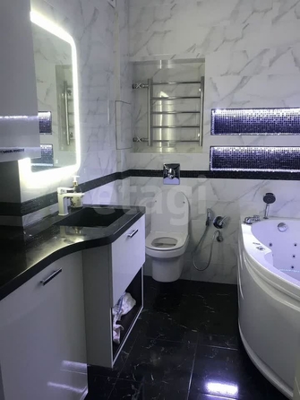 
   Продам 2-комнатную, 70.8 м², Ясный Берег ул, 9

. Фото 10.