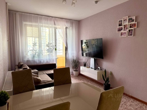 
   Продам 3-комнатную, 58.4 м², Междуреченская ул, 1

. Фото 1.