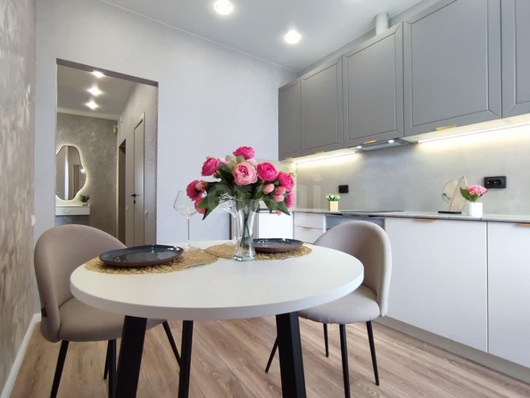 
   Продам 1-комнатную, 40 м², Виктора Уса ул, 1/1

. Фото 4.
