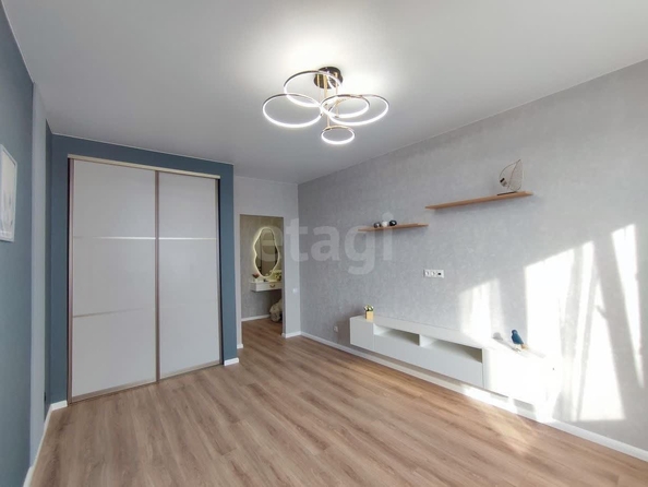
   Продам 1-комнатную, 40 м², Виктора Уса ул, 1/1

. Фото 10.
