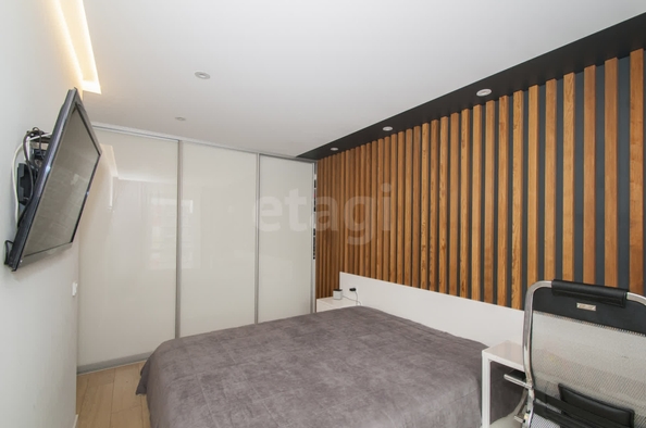
  Продается 2-комн. квартира, 45.4 м², Большевистская ул, д. 102
. Фото 9.