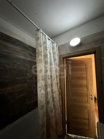 
  Сдается 1-комн. квартира, 70 м², Ясный Берег ул, д. 6
. Фото 9.