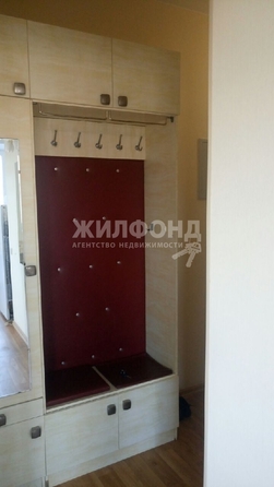 
  Сдам в аренду 1-комнатную квартиру, 31 м², Новосибирск

. Фото 1.