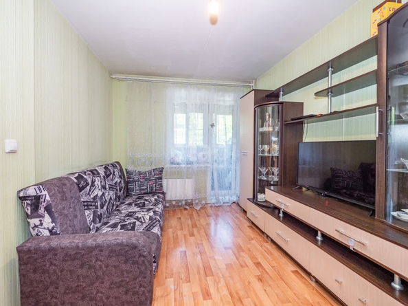 
   Продам 1-комнатную, 37.7 м², Кубовая ул, 113/2

. Фото 1.