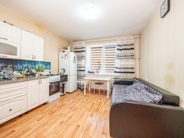 
   Продам 1-комнатную, 37.7 м², Кубовая ул, 113/2

. Фото 5.