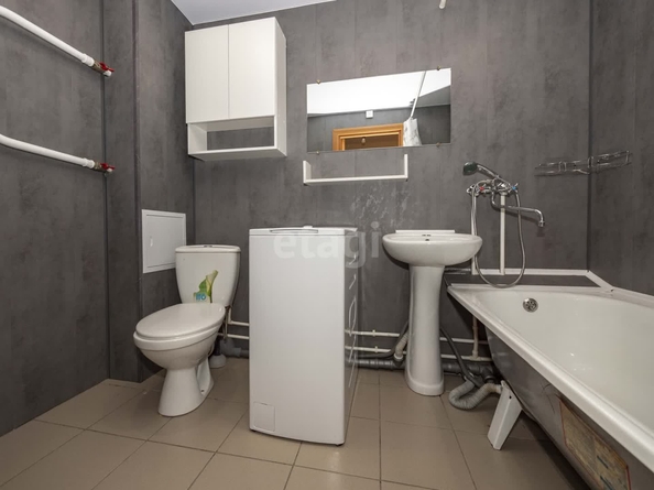
   Продам 1-комнатную, 37.7 м², Кубовая ул, 113/2

. Фото 8.