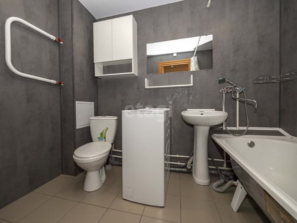 
   Продам 1-комнатную, 37.7 м², Кубовая ул, 113/2

. Фото 9.