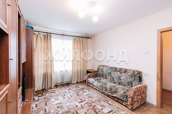 
  Продается 1-комн. квартира, 32.7 м², Петухова ул, д. 99/2
. Фото 2.