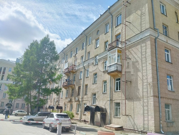 
  Продается 2-комн. квартира, 55.2 м², Дзержинского пр-кт, д. 1а
. Фото 18.