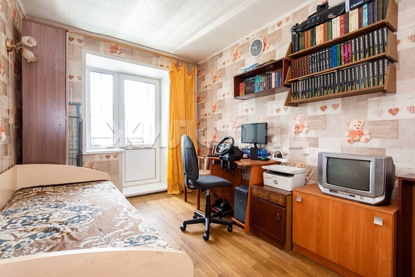
  Продается 4-комн. квартира, 72.6 м², Народная ул, д. 28/1
. Фото 9.