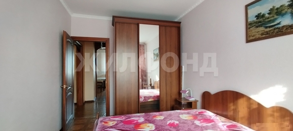 
  Сдается 2-комн. квартира, 52 м², Лазурная ул, д. 18
. Фото 5.