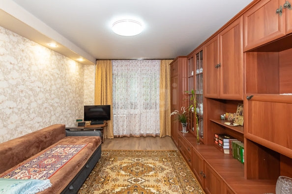 
  Продается 3-комн. квартира, 59.5 м², Тенистая ул, д. 19
. Фото 1.