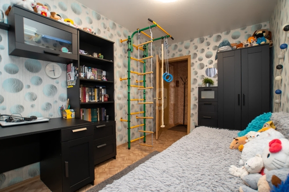 
  Продается 3-комн. квартира, 58.9 м², Полтавская ул, д. 33
. Фото 12.