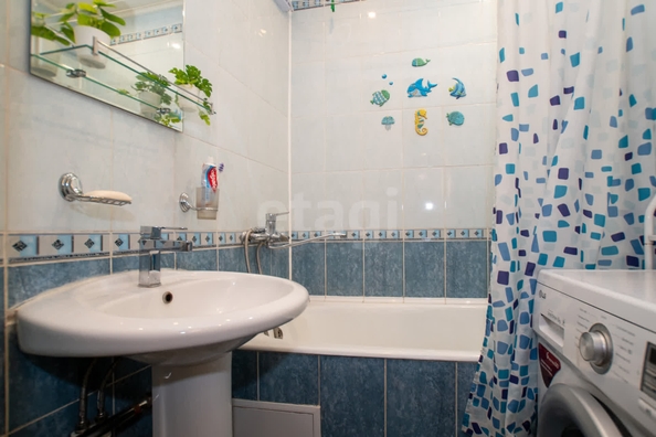 
  Продается 3-комн. квартира, 58.9 м², Полтавская ул, д. 33
. Фото 18.