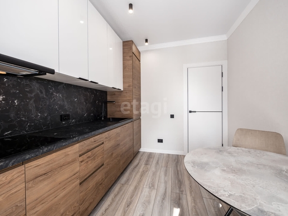 
  Продается 1-комн. квартира, 40 м², Мясниковой ул, д. 30
. Фото 9.