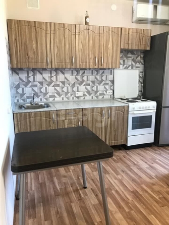 
  Сдается 1-комн. квартира, 27 м², Романтиков ул, д. 6/1
. Фото 3.
