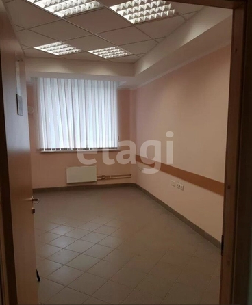 
  Сдается офис, 16 м², Крылова ул, д. 36
. Фото 5.