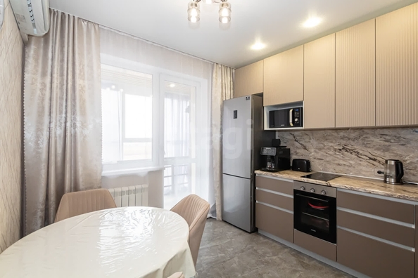 
  Продается 3-комн. квартира, 71 м², Дмитрия Шамшурина ул, д. 1
. Фото 2.