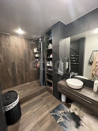 
  Продается 2-комн. квартира, 66 м², Сухарная ул, д. 101/1
. Фото 12.