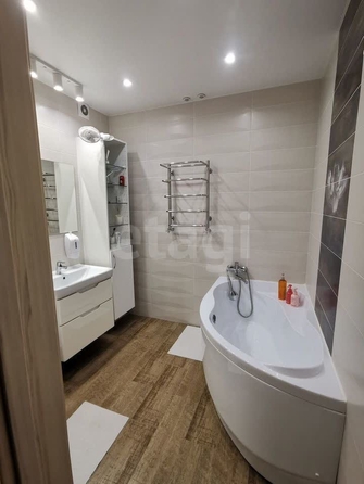 
  Продается 3-комн. квартира, 104 м², Некрасова ул, д. 63
. Фото 11.