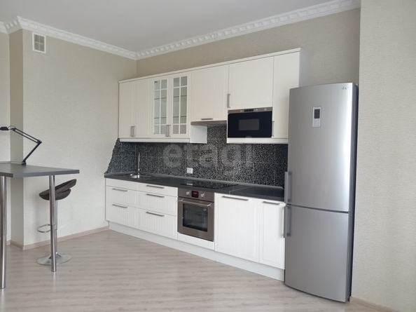
  Продается 2-комн. квартира, 90.2 м², Кирова ул, д. 25
. Фото 11.