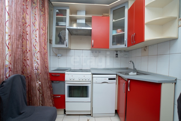 
  Продается 2-комн. квартира, 42.5 м², Станиславского ул, д. 48
. Фото 2.
