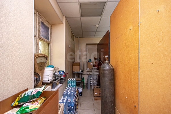 
  Сдается торговая площадь, 70.6 м², Красный Факел ул, д. 24а
. Фото 11.