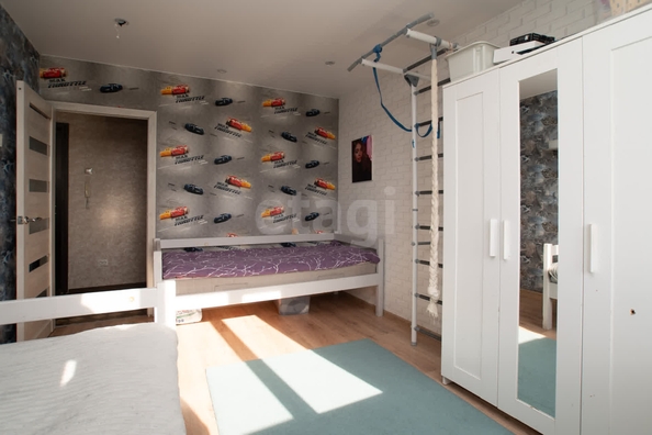 
  Продается 2-комн. квартира, 59.9 м², Приморская ул, д. 33
. Фото 3.